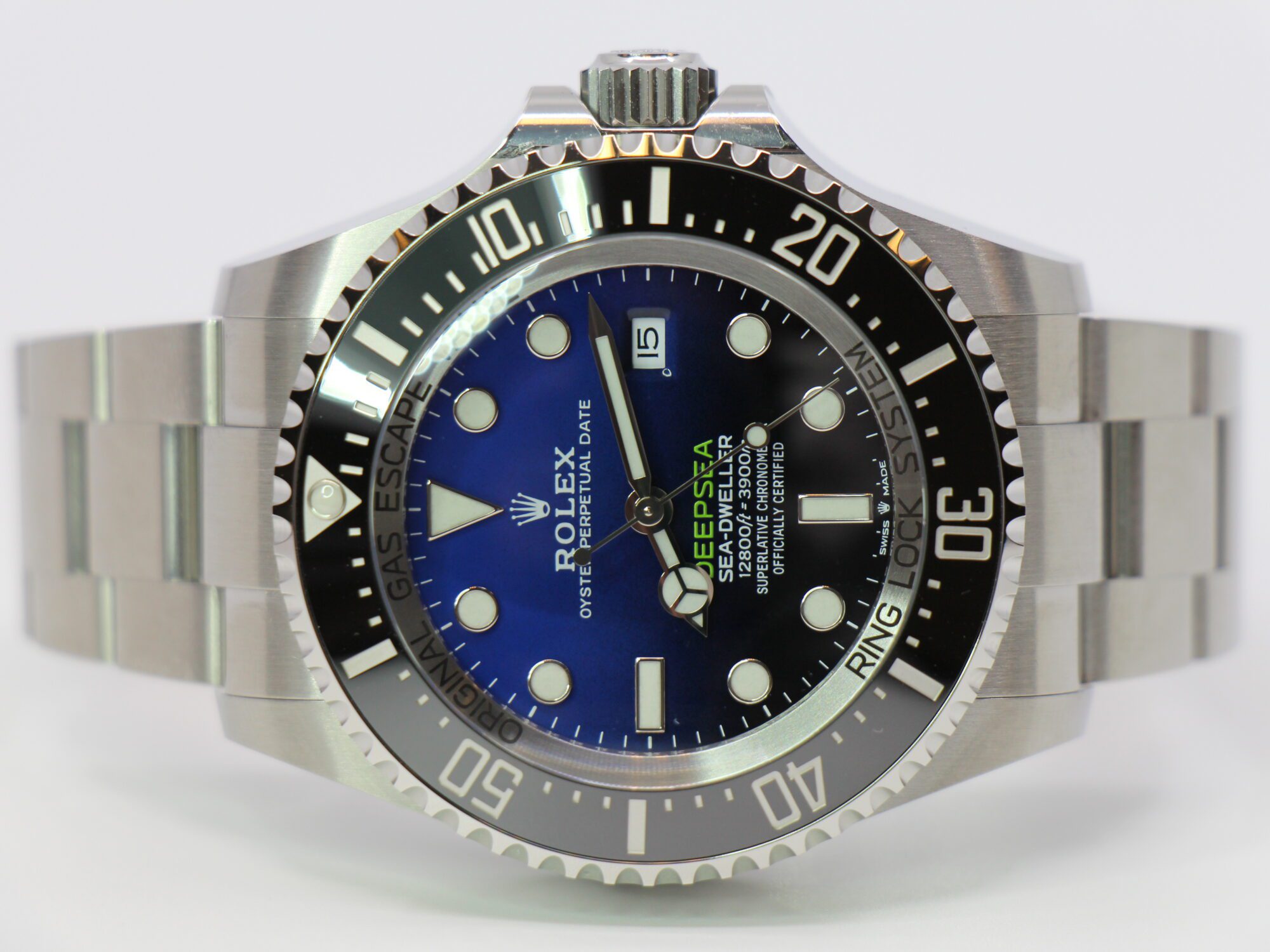 ROLEX DEEPSEA SEA-DWELLER BLUE 126660 - NEW
