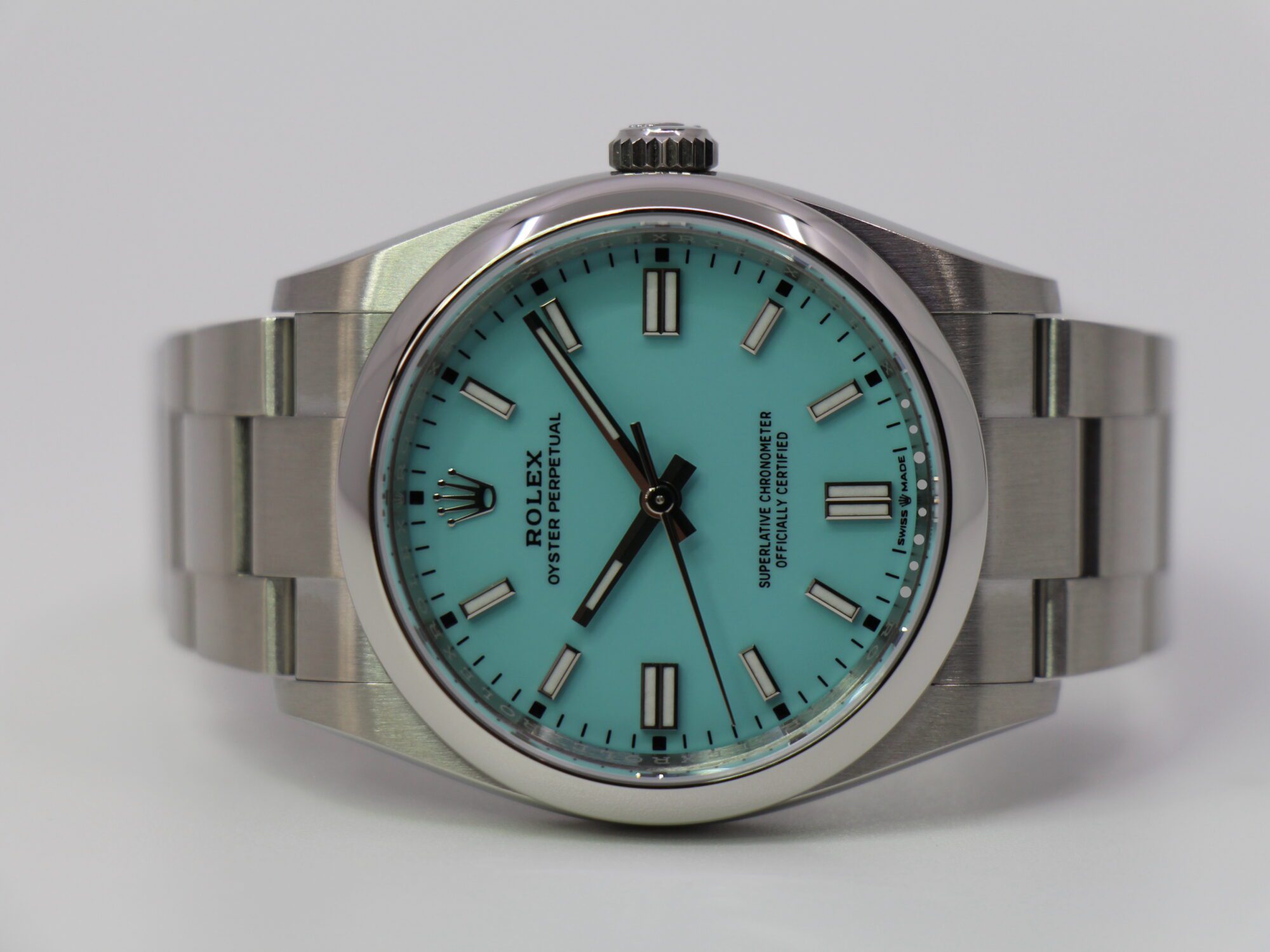 ROLEX OYSTER PERPETUAL 36MM 126000 "TIFFANY" - NEW