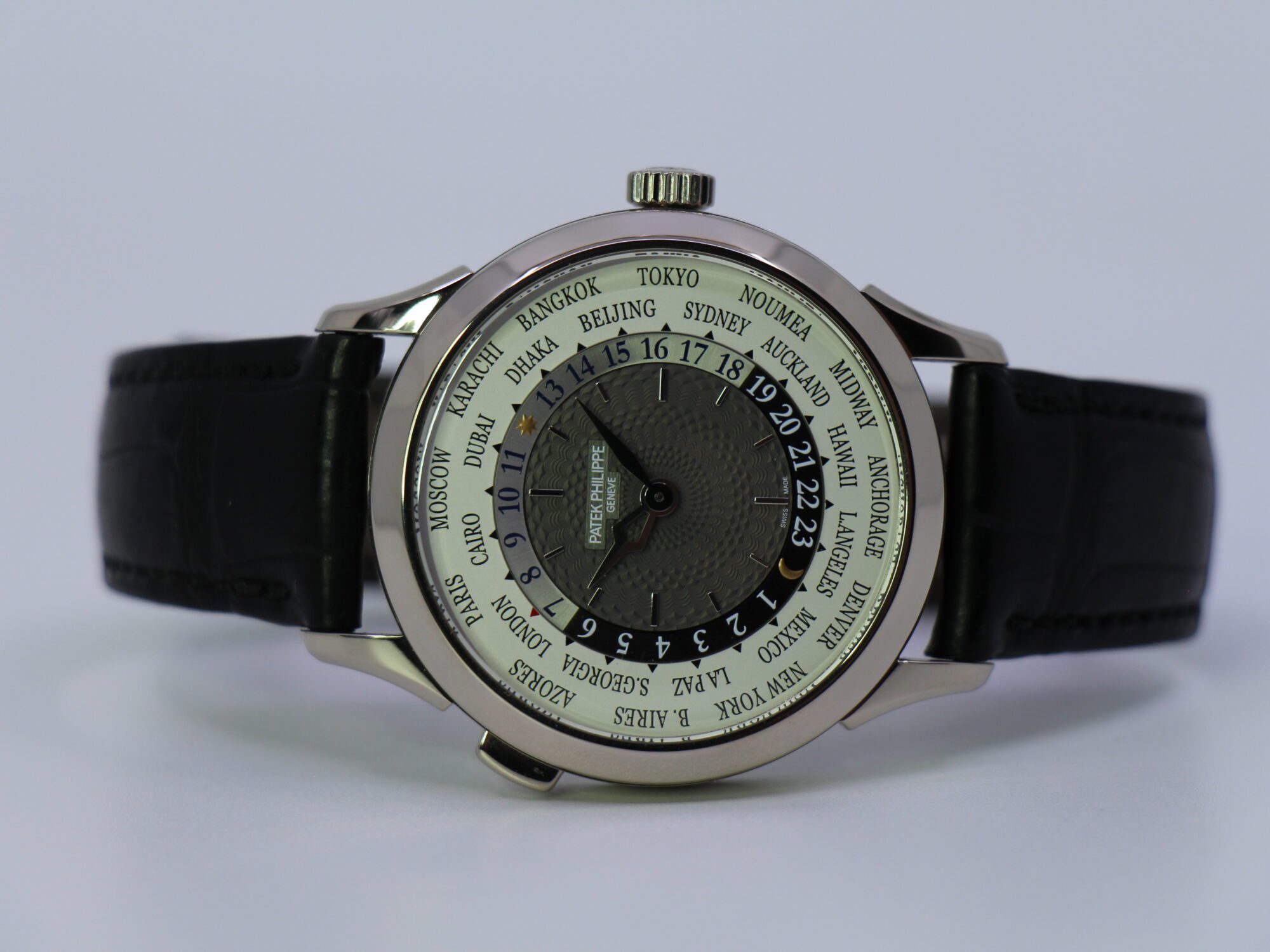 PATEK PHILIPPE COMPLICATIONS WORLD TIME 5230G-014