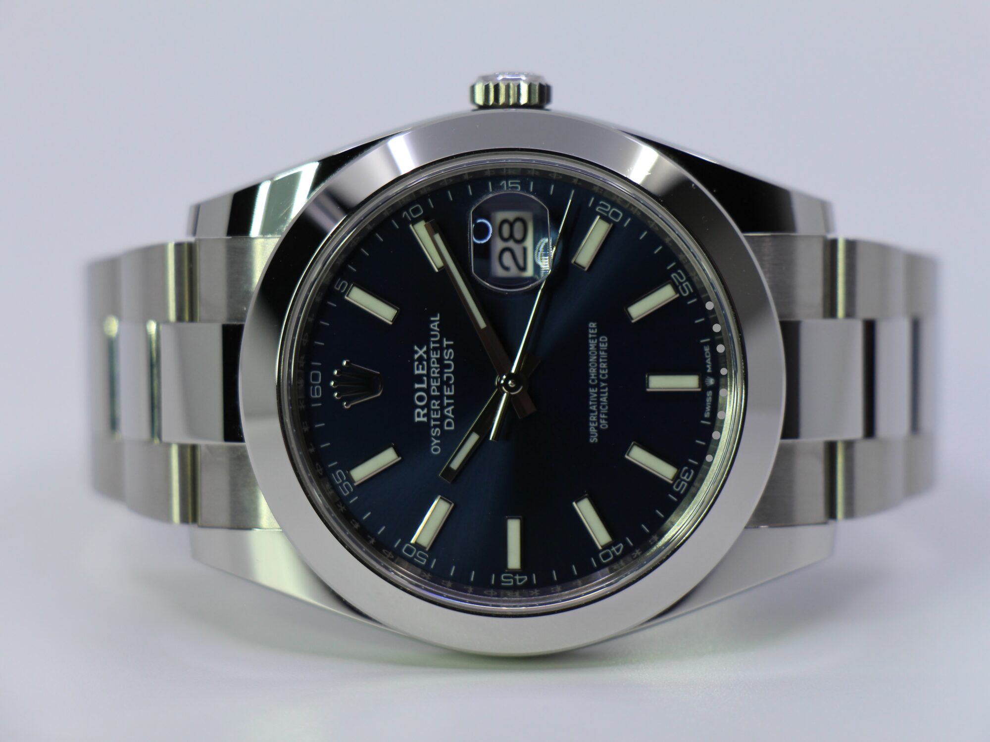 ROLEX DATEJUST 41MM 126300 - LIKE NEW 06/2021