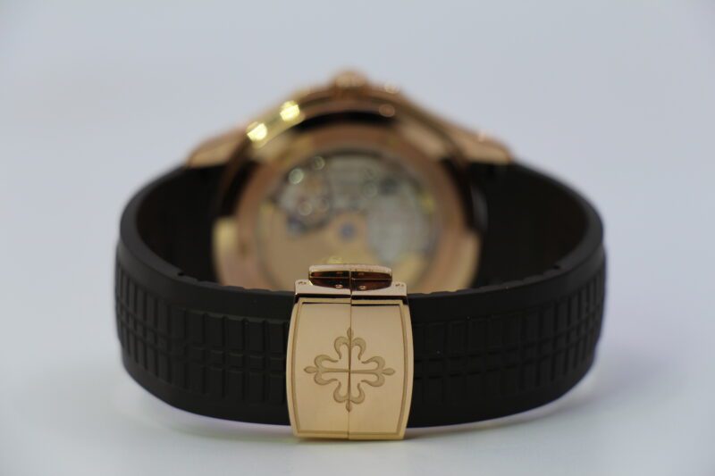 PATEK PHILIPPE AQUANAUT 5167R-001 - LIKE NEW - Image 3