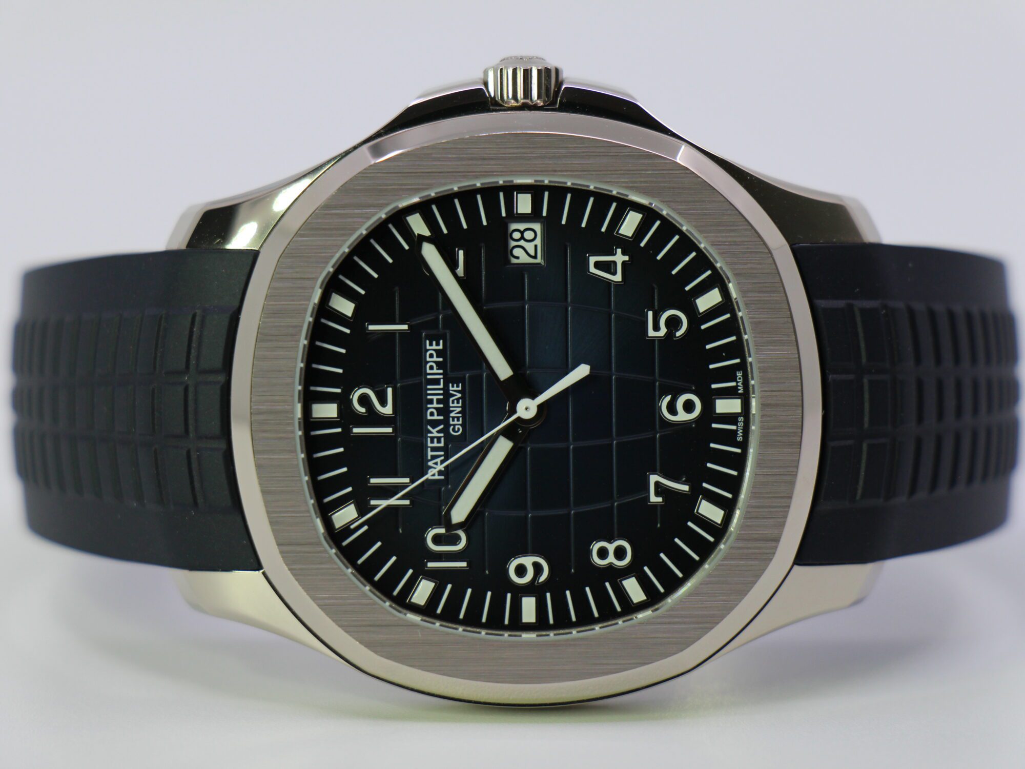 PATEK PHILIPPE AQUANAUT 5168G-001 - LIKE NEW 02/2022