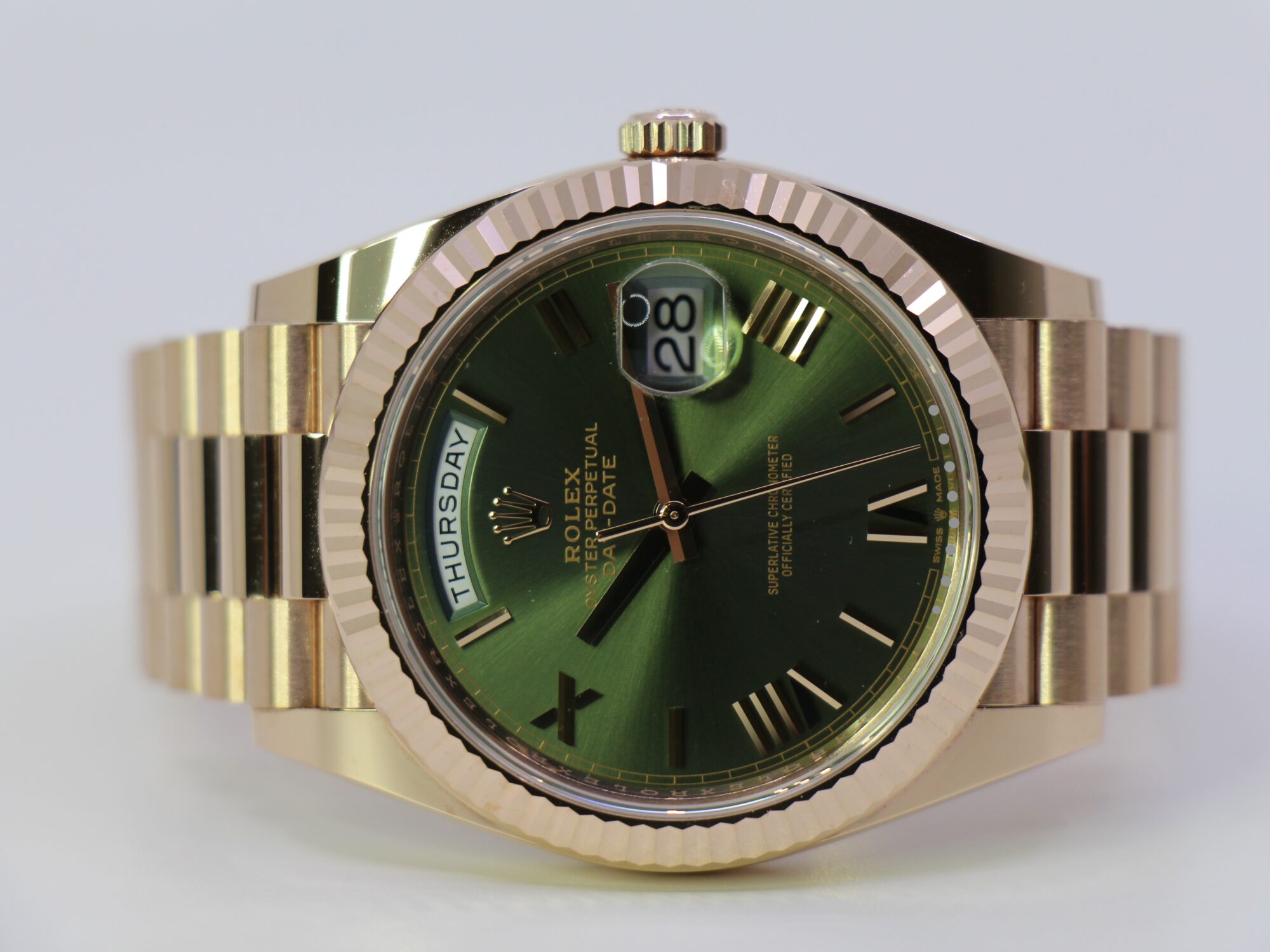 ROLEX DAY-DATE 40 228235 "OLIVE GREEN"