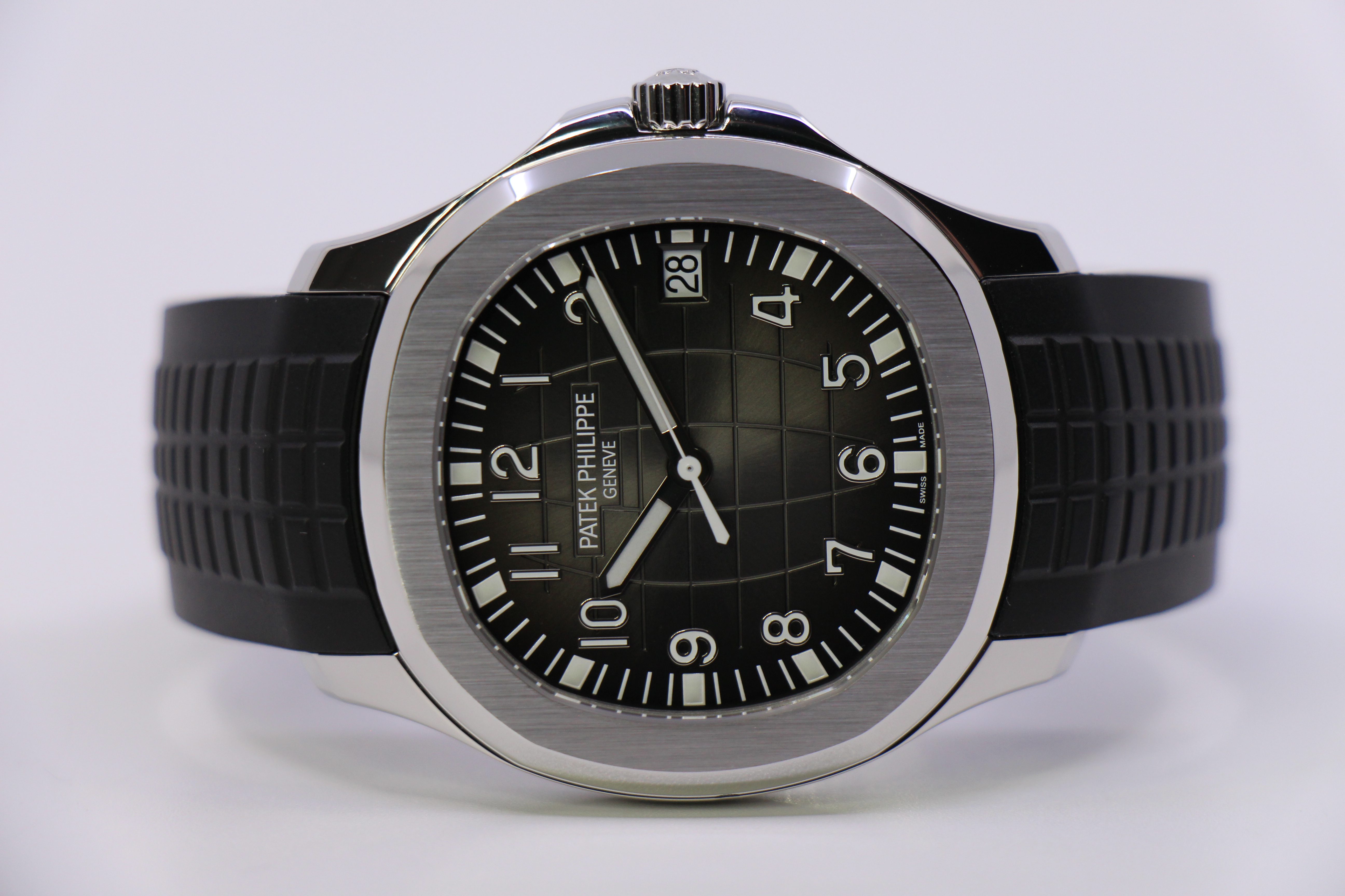 PATEK PHILIPPE AQUANAUT 5167A-001 - LIKE NEW