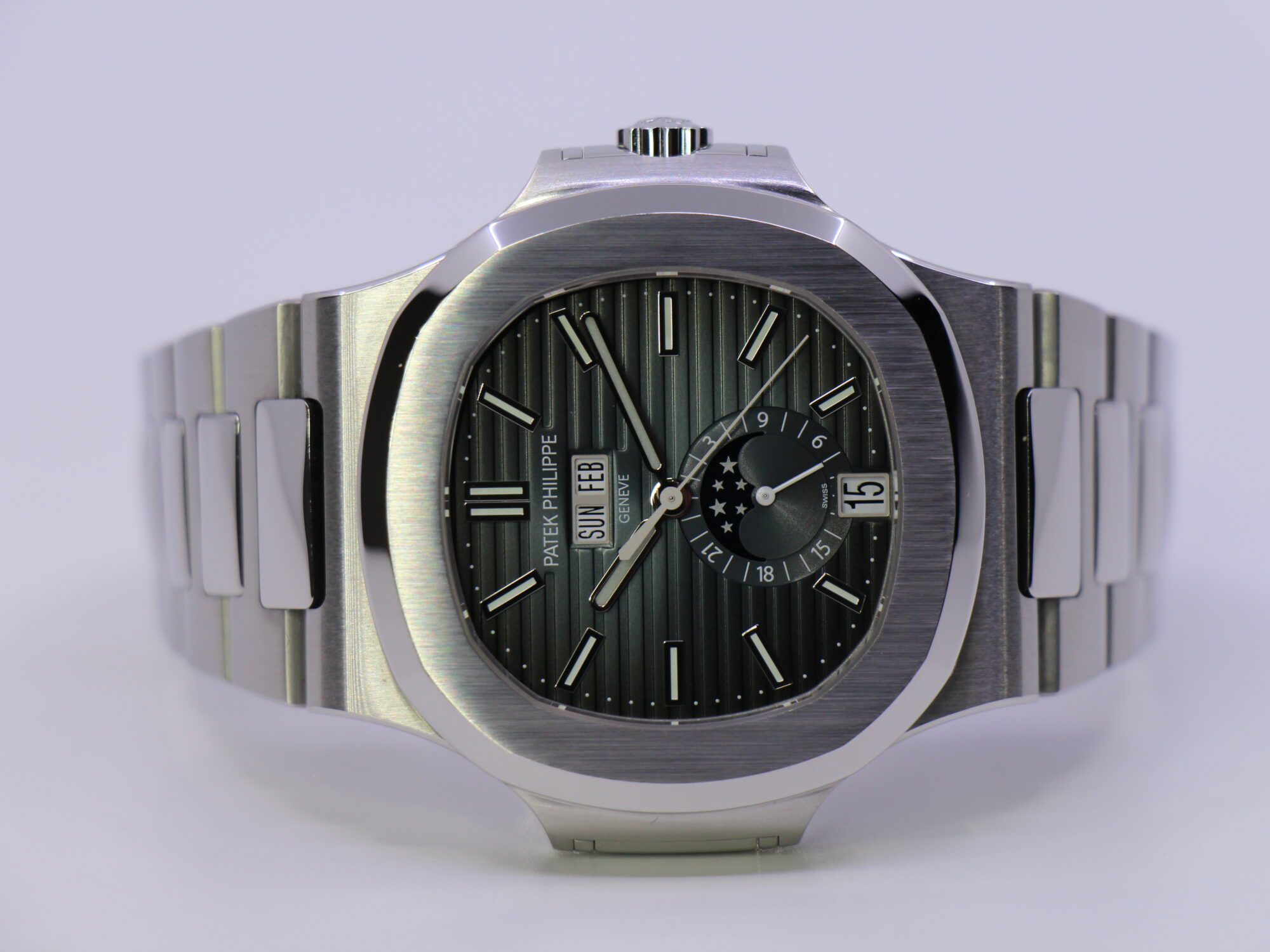 PATEK PHILIPPE NAUTILUS 5726/1A-014 - LIKE NEW